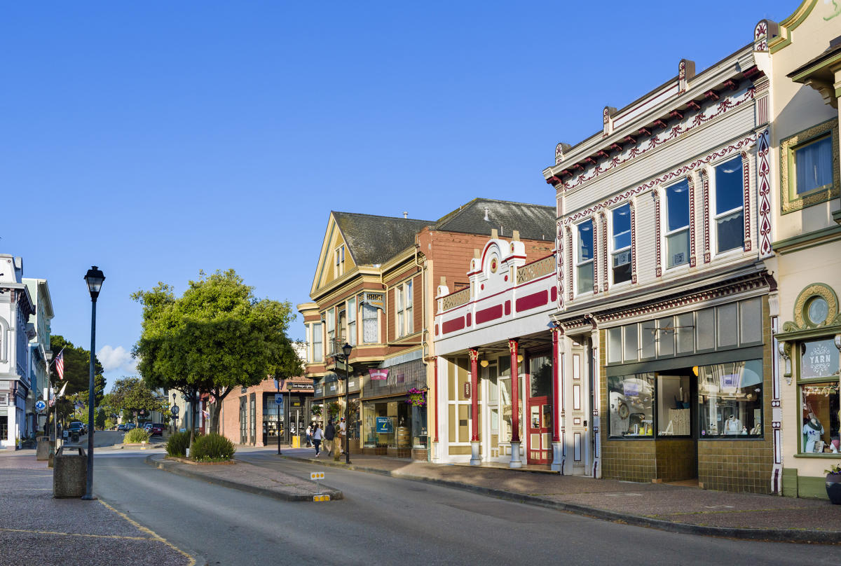 downtown Eureka in Humboldt county yoga